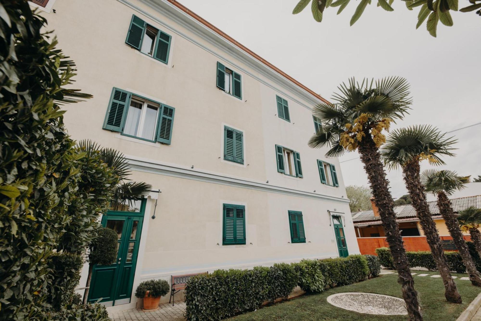 Rooms And Studios Villa Rossella 2 Rovinj Eksteriør billede